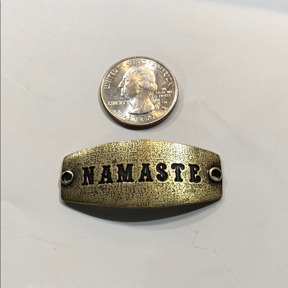 LENNY&EVA Sentiment statement mantra “NAMASTE” NWT